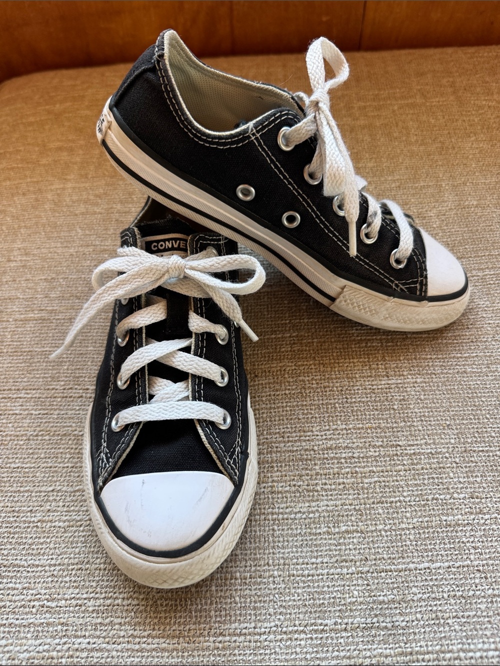 Converse Kids “Chuck” size 13 Low-Top Sneakers in Black and White